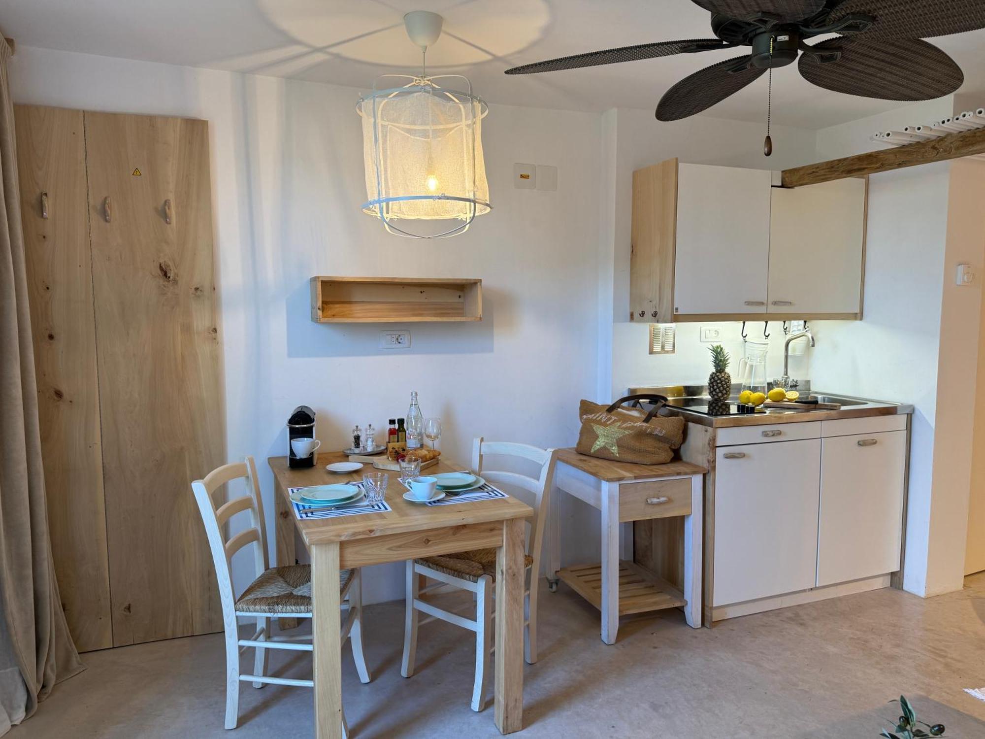 Pavi Apartments Vila Amalia Silo  Ngoại thất bức ảnh
